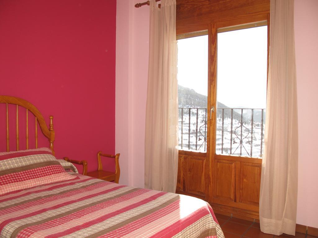 Hostal Gúdar Δωμάτιο φωτογραφία